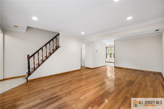 4 Hopkinson Court, East Brunswick, NJ 08816
