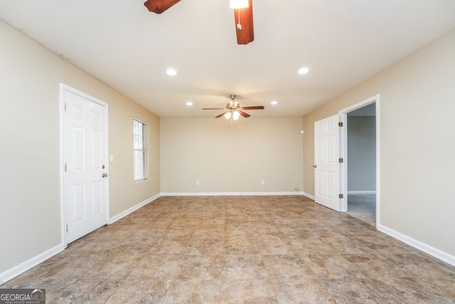 573 Ransom Way, Stockbridge, GA 30281