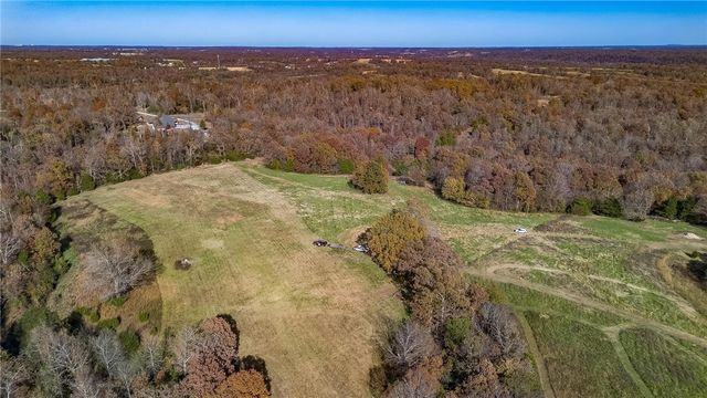 Keck Road, Siloam Springs, AR 72761