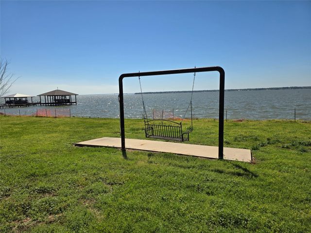 177 6th Avenue, Onalaska, TX 77360