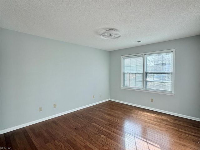 309 Wimbledon CHSE, Chesapeake, VA 23320