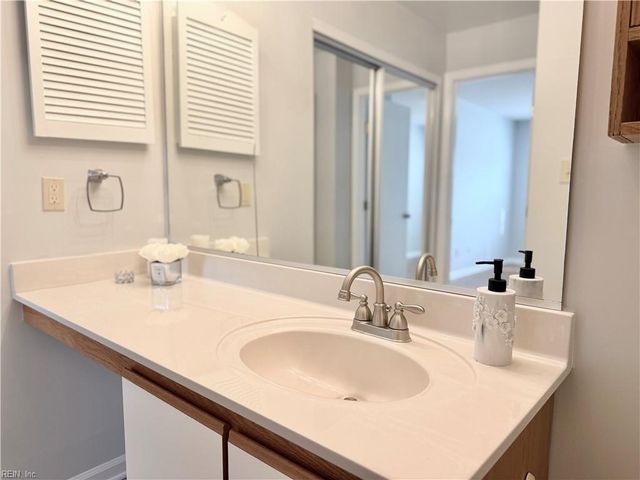 309 Wimbledon CHSE, Chesapeake, VA 23320