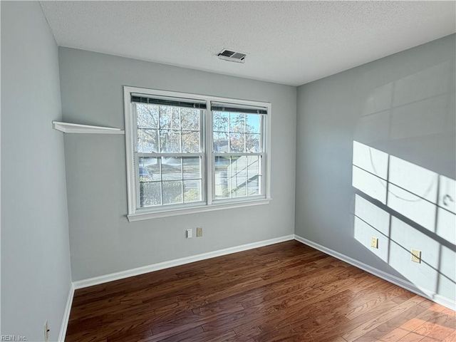 309 Wimbledon CHSE, Chesapeake, VA 23320