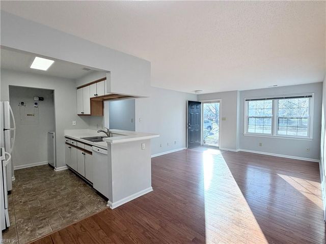 309 Wimbledon CHSE, Chesapeake, VA 23320