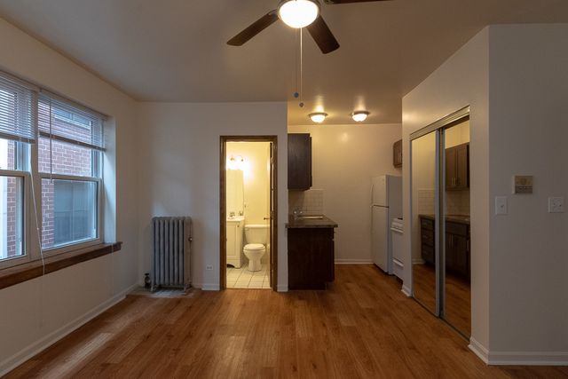 4241 N KENMORE Avenue 105, Chicago, IL 60613