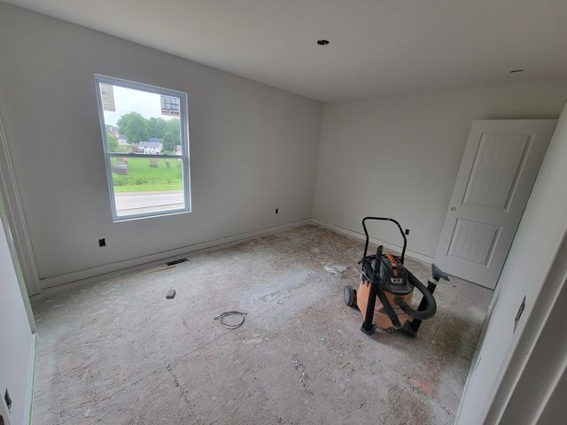 18 Nicholson Avenue, Walton, KY 41094