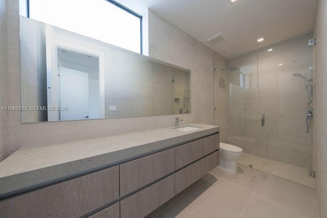 215 S Shore Dr, Miami, FL 33133