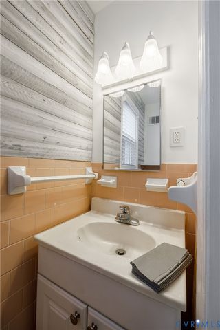 4616 Augusta Ave, Richmond, VA 23230