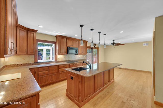 718 Auth Avenue, Oakhurst, NJ 07755