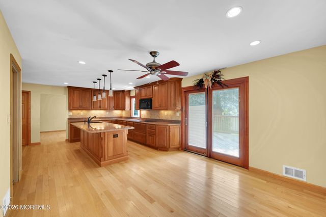 718 Auth Avenue, Oakhurst, NJ 07755