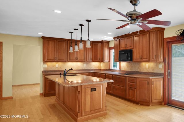 718 Auth Avenue, Oakhurst, NJ 07755