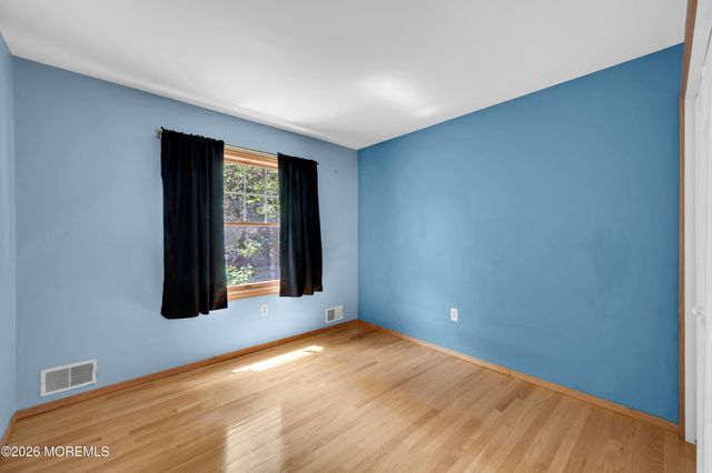 718 Auth Avenue, Oakhurst, NJ 07755