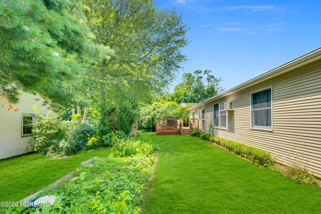 718 Auth Avenue, Oakhurst, NJ 07755