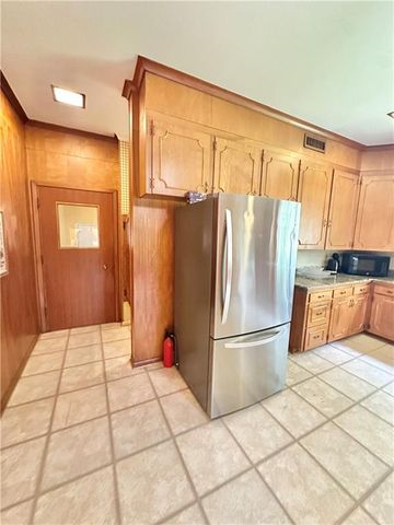 300 S SEWELL Place, Bunkie, LA 71322