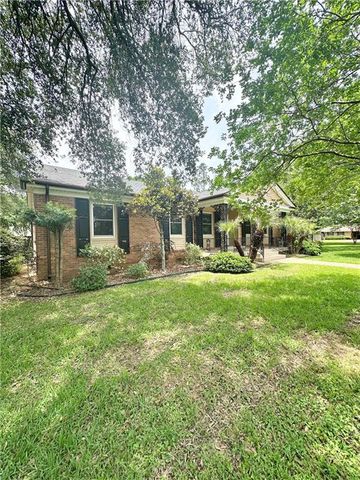 300 S SEWELL Place, Bunkie, LA 71322