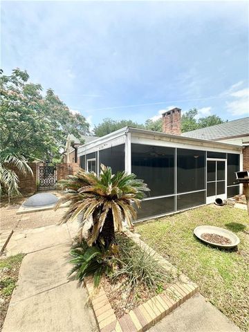 300 S SEWELL Place, Bunkie, LA 71322