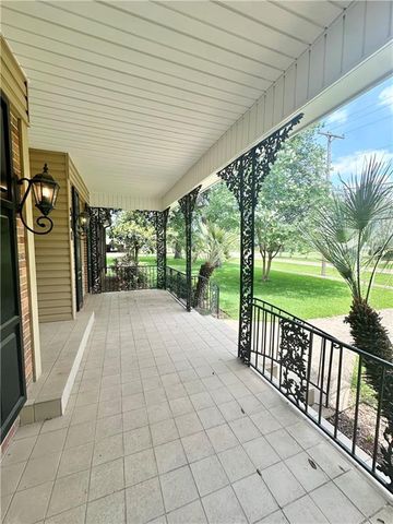 300 S SEWELL Place, Bunkie, LA 71322