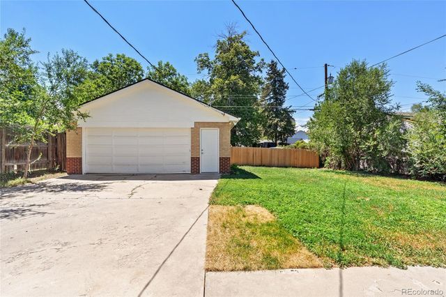 3459 S Fairfax Street, Denver, CO 80222