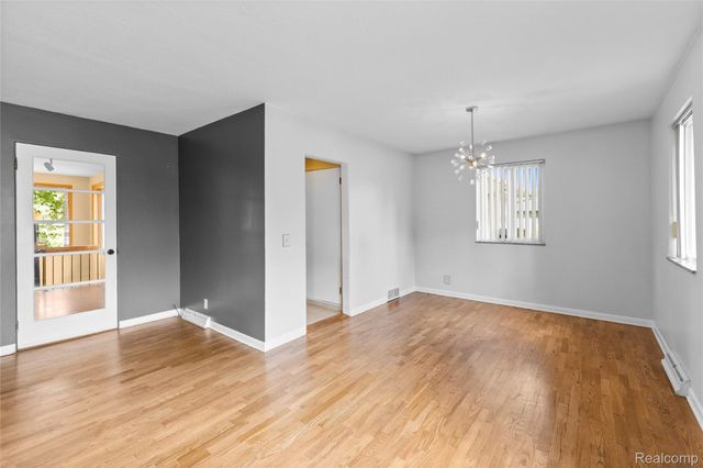 2354 Grove Park Road, Fenton, MI 48430