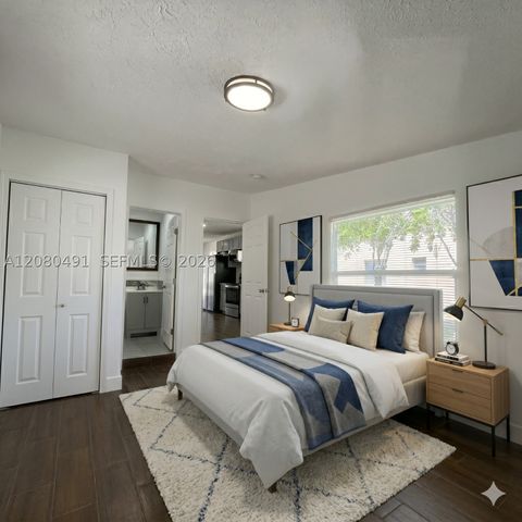 8 S C St, Lake Worth, FL 33460
