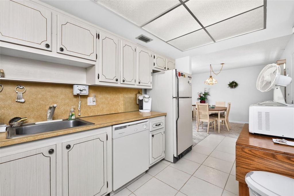 Image 18 of property listing at 96 BOUNDARY BOULEVARD 132, Rotonda West, FL 33947