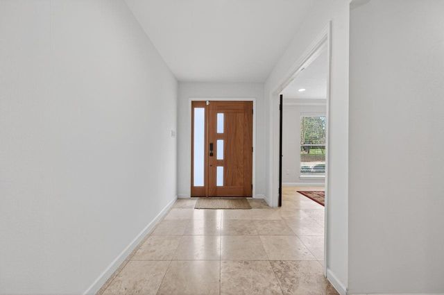 6226 Pebble Beach Drive, Houston, TX 77069