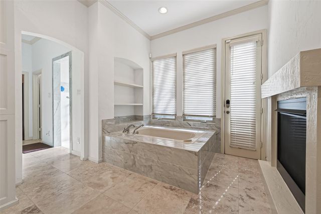 6226 Pebble Beach Drive, Houston, TX 77069