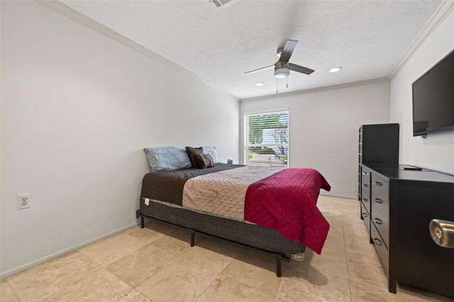 6226 Pebble Beach Drive, Houston, TX 77069