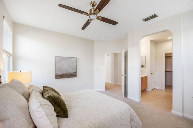 2221 Bay Horse Ln, Sacramento, CA 95835