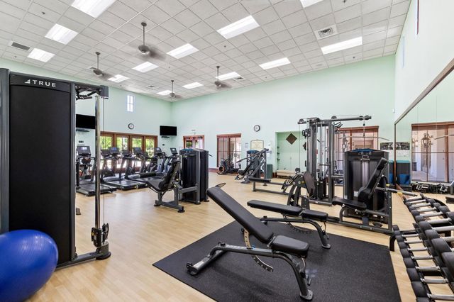 2221 Bay Horse Ln, Sacramento, CA 95835