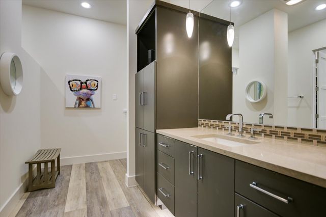 116 Wennmohs PL, Horseshoe Bay, TX 78657