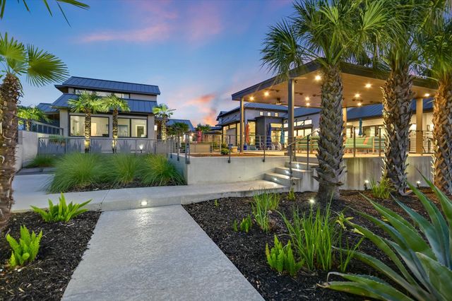 116 Wennmohs PL, Horseshoe Bay, TX 78657