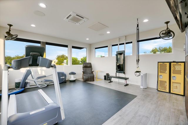 116 Wennmohs PL, Horseshoe Bay, TX 78657