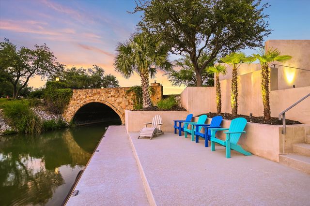 116 Wennmohs PL, Horseshoe Bay, TX 78657