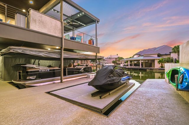 116 Wennmohs PL, Horseshoe Bay, TX 78657