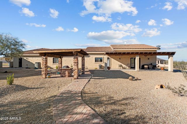1065 BUCKBOARD Trail, Wickenburg, AZ 85390