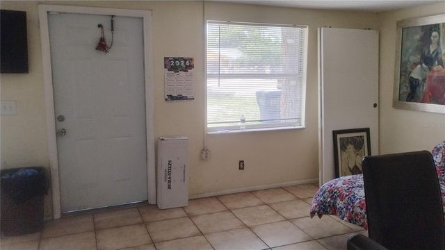 1011 57TH AVENUE TERRACE E, Bradenton, FL 34203