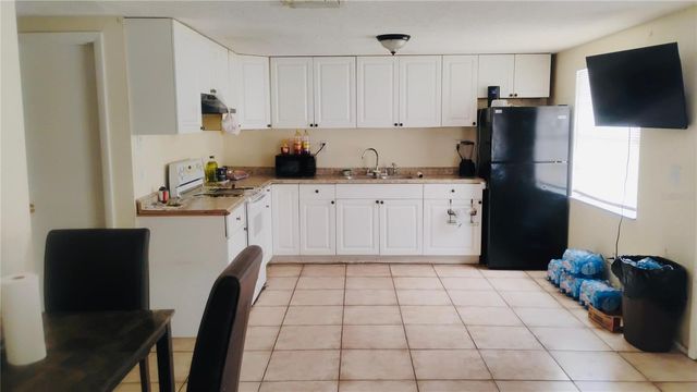 1011 57TH AVENUE TERRACE E, Bradenton, FL 34203