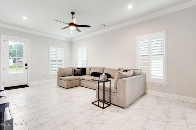 109 Oak Haven Drive, Lafayette, LA 70507