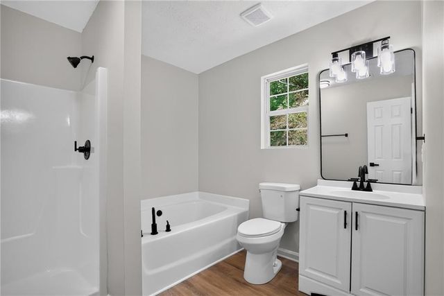2015 Jefferson Way, Mcdonough, GA 30252