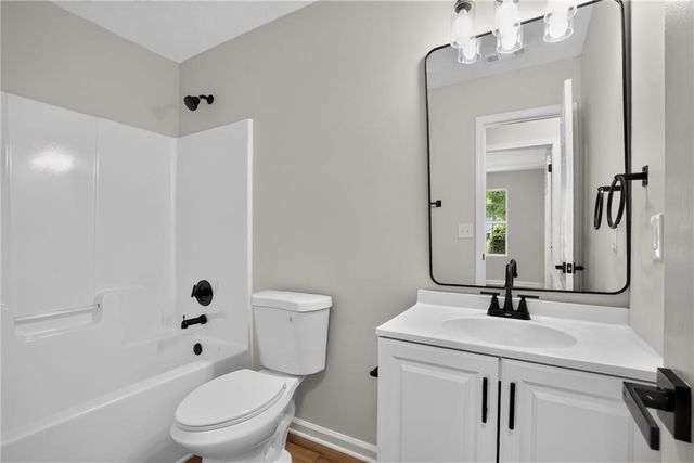 2015 Jefferson Way, Mcdonough, GA 30252