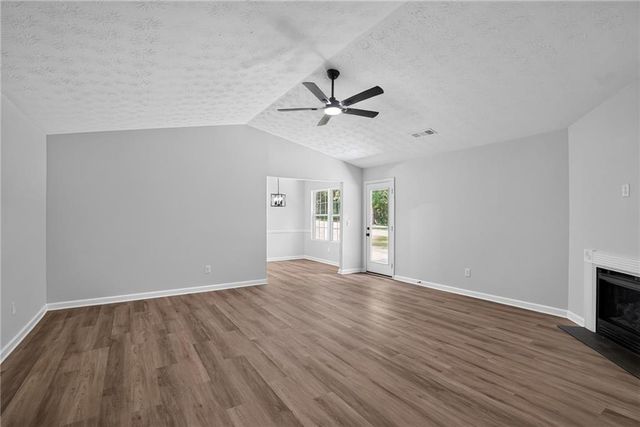 2015 Jefferson Way, Mcdonough, GA 30252