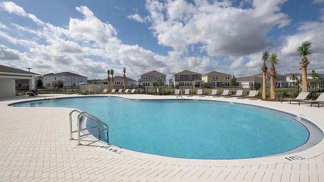 233 STREAMWATER WAY, Groveland, FL 34736