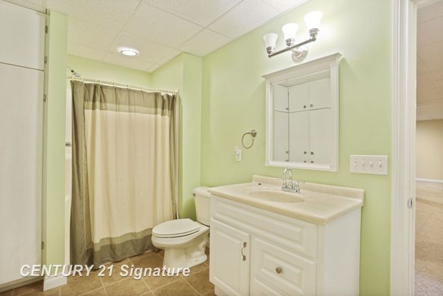 5 Logmark Place, Saginaw Twp, MI 48603