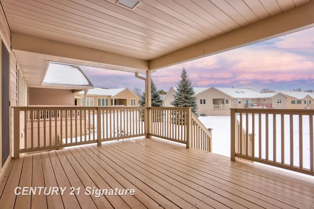 5 Logmark Place, Saginaw Twp, MI 48603