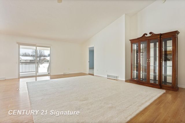 5 Logmark Place, Saginaw Twp, MI 48603