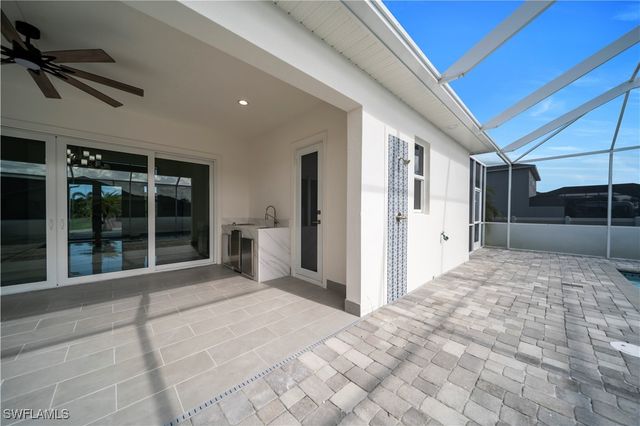 1225 NW 38th PL, Cape Coral, FL 33993