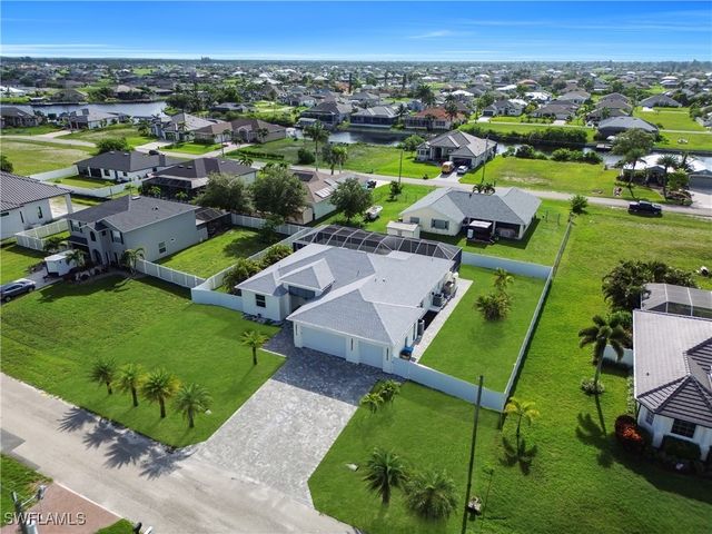 1225 NW 38th PL, Cape Coral, FL 33993