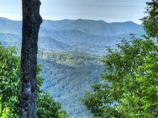 35 Utana Bluff Trails, Ellijay, GA 30540