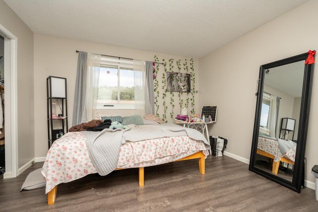 241 Leighton Drive, Big Lake, MN 55309